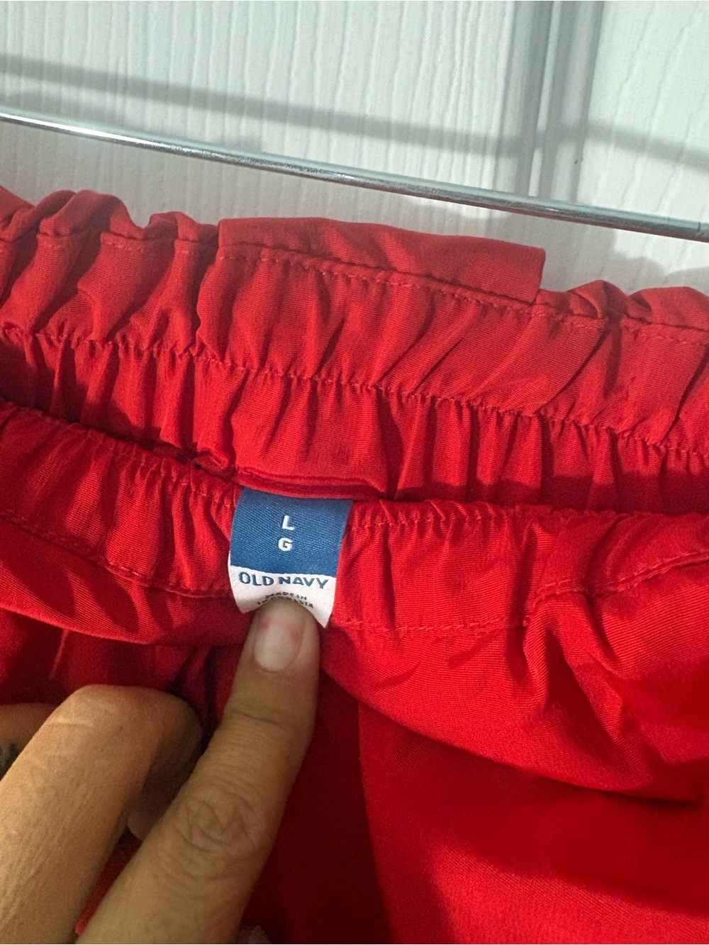 Old Navy Women’s Red Bubble Skirt - Picture 3 of 5